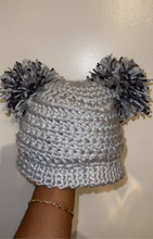 Load image into Gallery viewer, MeMiMade Two Pom Beanie